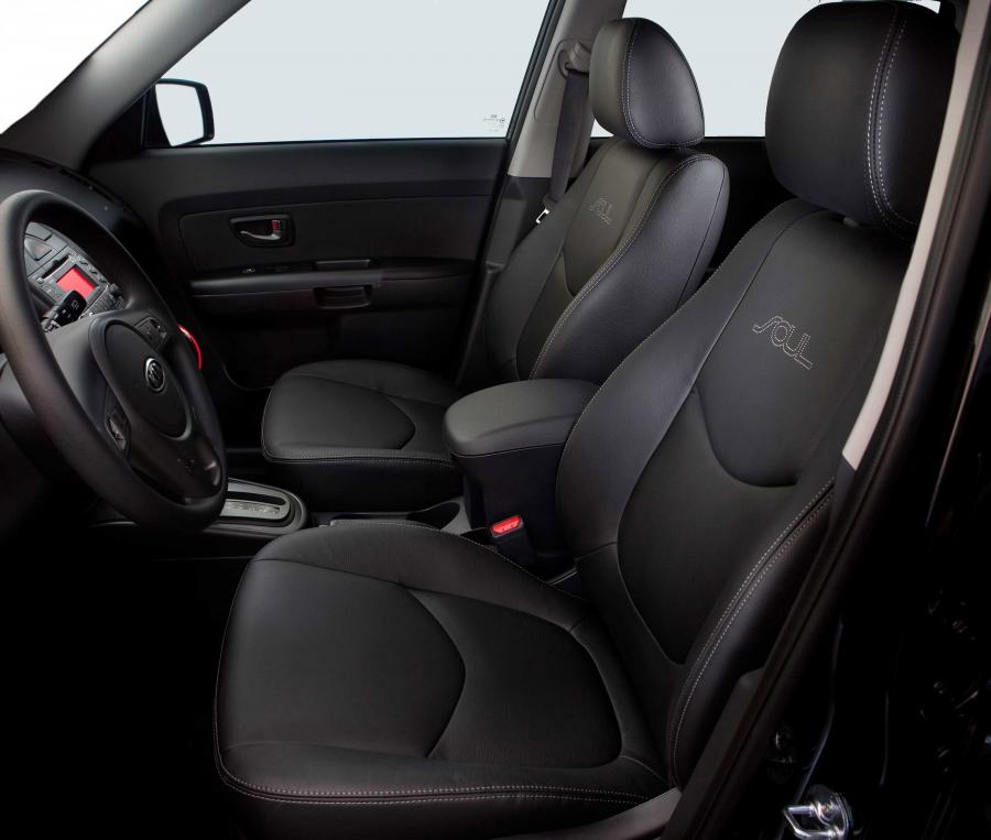  Kia Soul Ghost 2010 года  (фото 9 из 26)